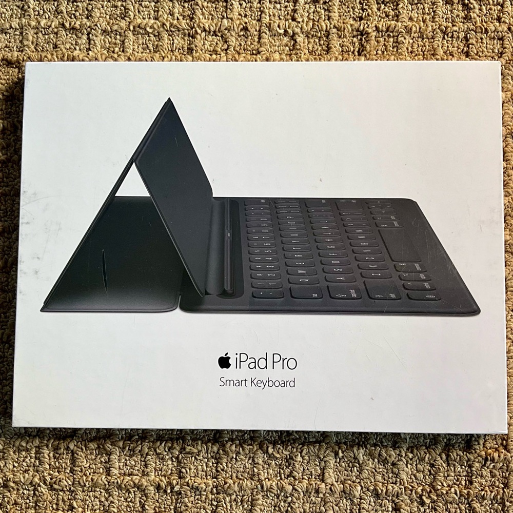 IPad pro smart keyboard